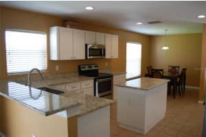 7638 Wood Violet Dr, Gibsonton, FL 33534, Sold 09/26/22