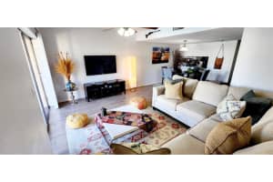 4115 S Semoran Blvd, Orlando, FL 32822, Sold 10/20/22