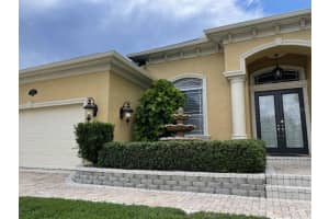 5467 PEBBLE BEACH DR, LAKELAND, FL 33812 Sold 09/30/22