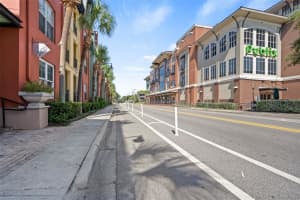 2410 W Azeele St, Tampa, FL 33609, Sold 10/21/22