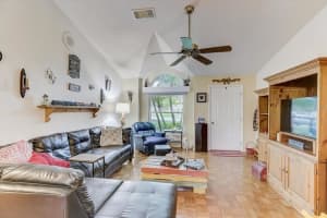 5565 34TH CT E, BRADENTON, FL 34203 Sold 10/07/22