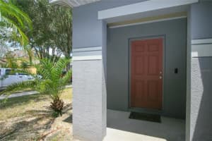 11750 MANGO CROSS CT, SEFFNER, FL 33584 Sold 10/07/22