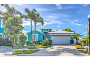 6405 Grenada Island Ave, Apollo Beach, FL 33572, Sold 01/13/23
