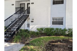 4506 S Oak Dr, Tampa, FL 33611, Sold 09/12/22