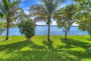 1734 Mira Lago Cir, Ruskin, FL 33570, Sold 02/21/23