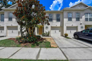 9818 ASHBURN LAKE DR, TAMPA, FL 33610 Sold 10/17/22
