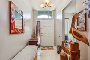 303 LAKEWAY LN, APOLLO BEACH, FL 33572 Sold 10/14/22