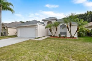 6620 LONG BAY LN, TAMPA, FL 33615 Sold 11/21/22