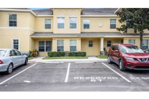 37718 Aaralyn Rd, Zephyrhills, FL 33542, Sold 10/18/22