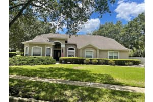 777 S LAKE CLAIRE CIR, OVIEDO, FL 32765 Sold 10/14/22