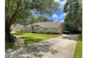 777 S LAKE CLAIRE CIR, OVIEDO, FL 32765 Sold 10/14/22