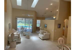 777 S LAKE CLAIRE CIR, OVIEDO, FL 32765 Sold 10/14/22