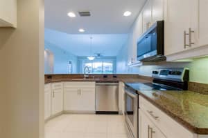 6638 7TH AVENUE CIR W #6638, BRADENTON, FL 34209 Sold 12/16/22