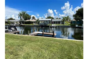 1041 APOLLO BEACH BLVD #B, APOLLO BEACH, FL 33572 Sold 09/23/22