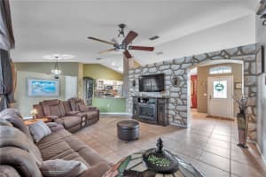 10407 SALISBURY ST, RIVERVIEW, FL 33569 Sold 10/20/22