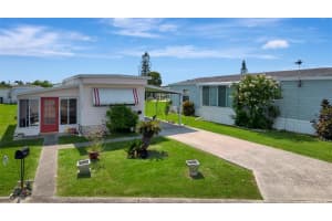 122 E SAINT JOHNS WAY, APOLLO BEACH, FL 33572 Sold 10/28/22