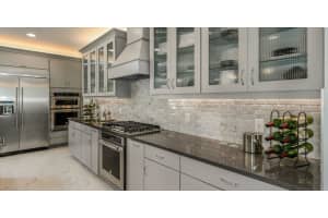 5949 LONG SHORE LOOP #112, SARASOTA, FL 34238 Sold 04/28/23