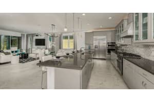 5949 LONG SHORE LOOP #112, SARASOTA, FL 34238 Sold 04/28/23