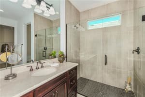 5953 LONG SHORE LOOP #113, SARASOTA, FL 34238 Sold 03/30/23