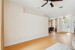 9211 WATERBIRD DR, RIVERVIEW, FL 33578 Sold 10/14/22