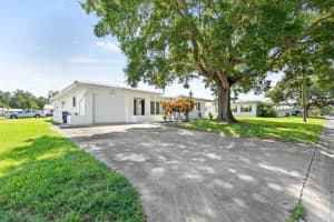 8959 143RD ST, SEMINOLE, FL 33776 Sold 10/24/22
