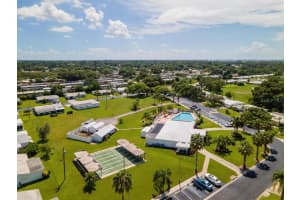 8959 143RD ST, SEMINOLE, FL 33776 Sold 10/24/22