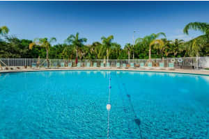 3315 58TH AVE S #105, ST PETERSBURG, FL 33712 Sold 11/15/22