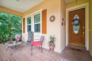 545 WESTCHESTER HILLS LN, VALRICO, FL 33594 Sold 11/01/22