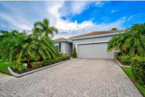 2838 ORIOLE DR, SARASOTA, FL 34243 Sold 11/08/22