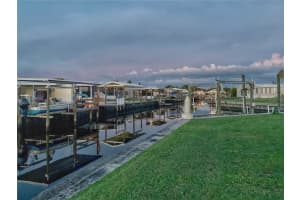 127 E SAINT JOHNS WAY, APOLLO BEACH, FL 33572 Sold 11/22/22