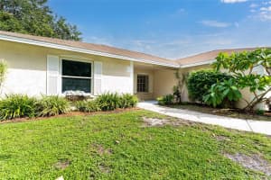 1913 TWISTING LN, ZEPHYRHILLS, FL 33543 Sold 10/03/22
