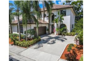 106 STONEBRIAR BLVD, JUPITER, FL 33458 Sold 02/28/23