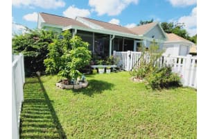 1918 CROWN PARK DR, VALRICO, FL 33594 Sold 12/02/22