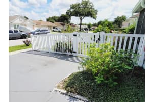 1918 CROWN PARK DR, VALRICO, FL 33594 Sold 12/02/22