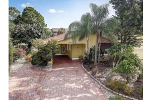 10719 DRUMMOND RD, TAMPA, FL 33615 Sold 10/20/22