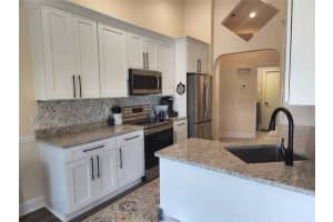 10310 SALISBURY ST, RIVERVIEW, FL 33569 Sold 10/19/22