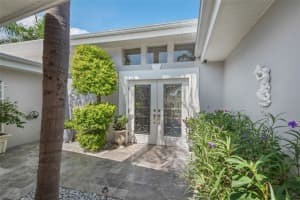 11285 6TH ST E, TREASURE ISLAND, FL 33706 Sold 06/08/23