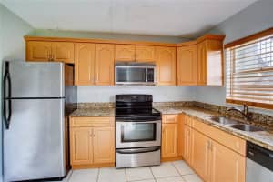 2836 SOMERSET PARK DR #103, TAMPA, FL 33613 Sold 11/23/22
