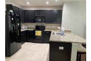 1804 GREENWOOD VALLEY DR, PLANT CITY, FL 33563 Sold 10/14/22