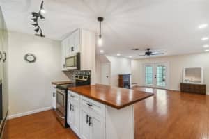 11805 CYPRESS CREST CIR, TAMPA, FL 33626 Sold 10/21/22