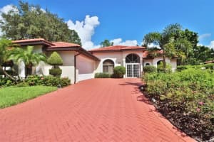 2621 EAGLE CT, LAKE WALES, FL 33898 Sold 11/03/22