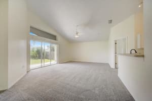 128 SIR PHILLIPS DR, DAVENPORT, FL 33837 Sold 01/17/23