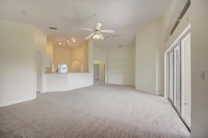 128 SIR PHILLIPS DR, DAVENPORT, FL 33837 Sold 01/17/23