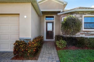 144 BENTLEY OAKS BLVD, AUBURNDALE, FL 33823 Sold 11/29/22