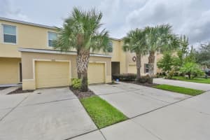 9924 HOUND CHASE DR, GIBSONTON, FL 33534 Sold 10/18/22