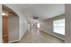 712 PERIWINKLE POINTE PL, SEFFNER, FL 33584 Sold 10/17/22