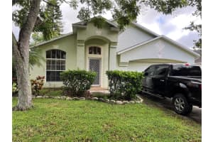 3318 PINE TOP DR, VALRICO, FL 33594 Sold 10/28/22