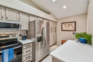 2521 PINE COVE LN, CLEARWATER, FL 33761 Sold 11/15/22