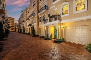 438 Regent Ln, St. Petersburg, FL 33701, Sold 11/30/22