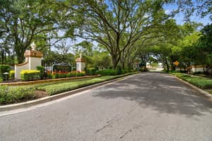 502 STRATFIELD DR, LUTZ, FL 33549 Sold 10/24/22